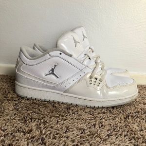 Jordan 1 Flight Low (GS) 7Y 351026-105